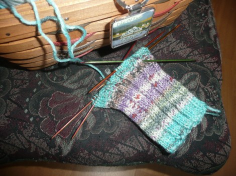 Jan2913 kal hat and sox yarn hat 004